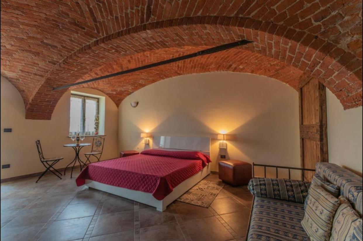 Bed and Breakfast Certe Notti Langhe Casa Furno Exteriér fotografie